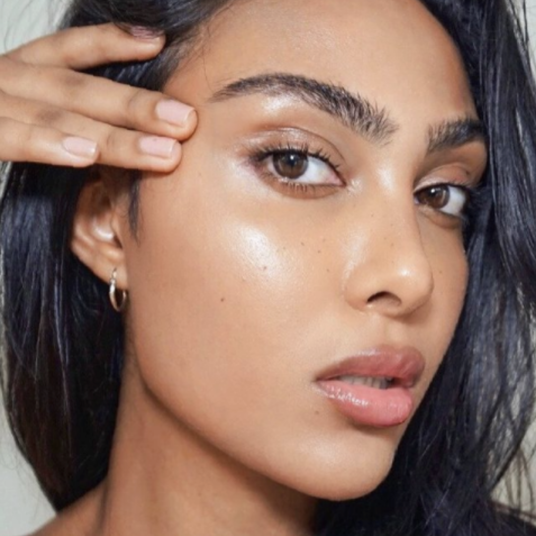 Yoga Skin: The New Glowy Makeup Trend For A Dewy Base