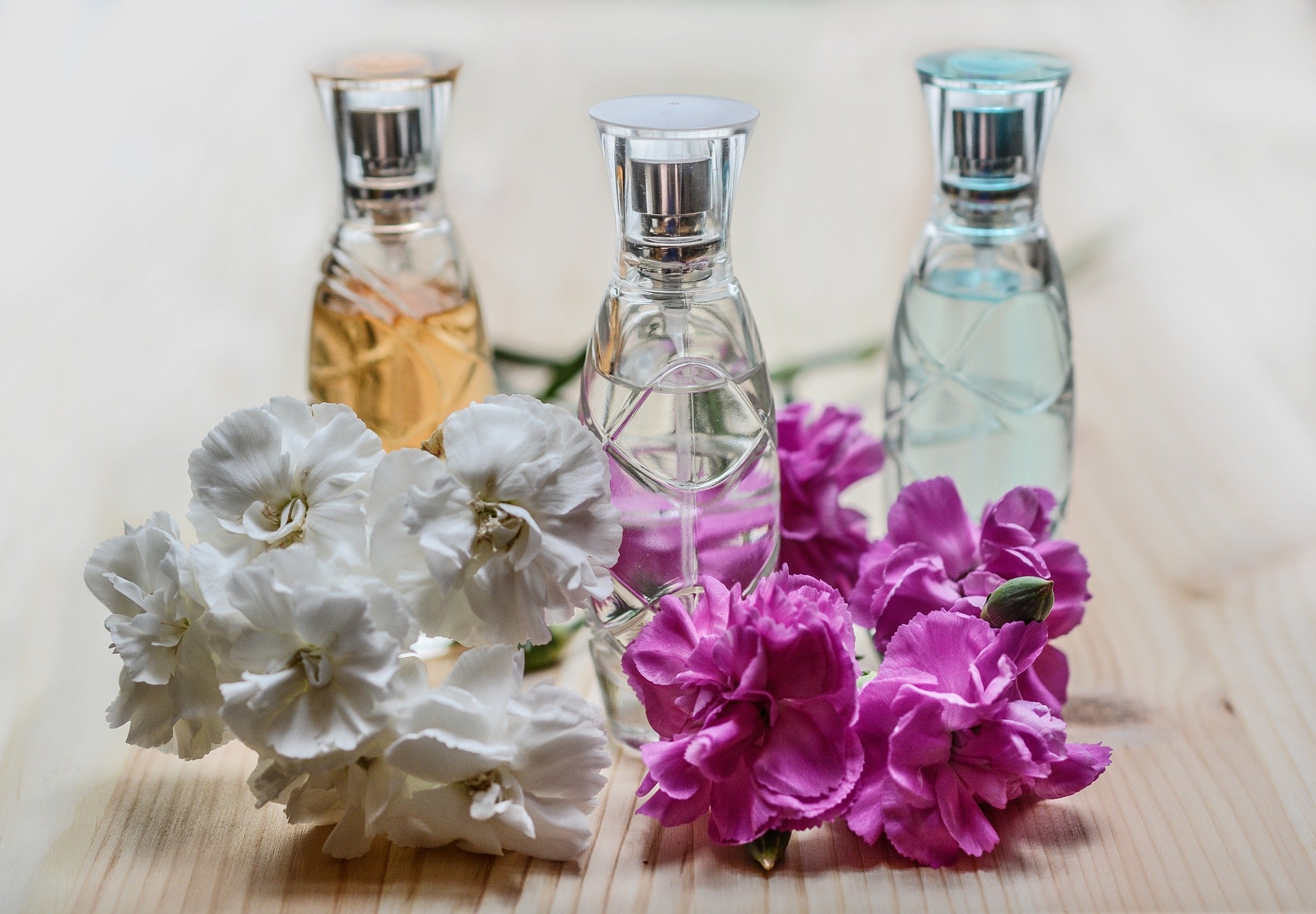Super Simple DIY How to Create a Hydrating Facial Mist CIRCCELL SKINCARE