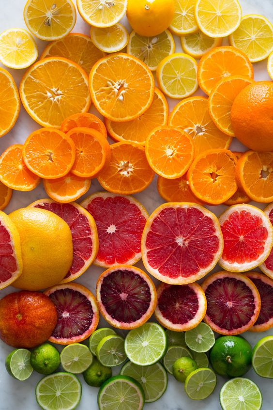 The Perfect Essential Oils for Summer: Citrus Fruits